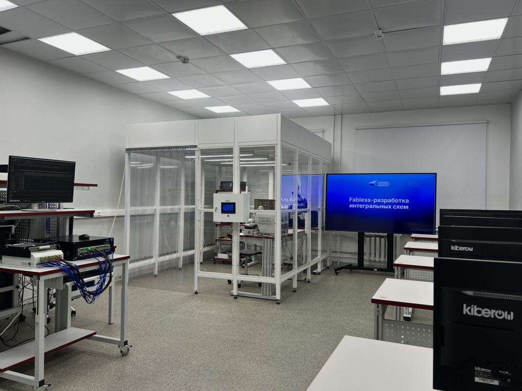 Общий вид. Локальная чистая зона.JPG